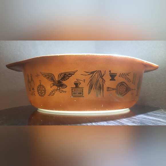 Pyrex Early Americana 043 Casserole - Picture 2 of 4